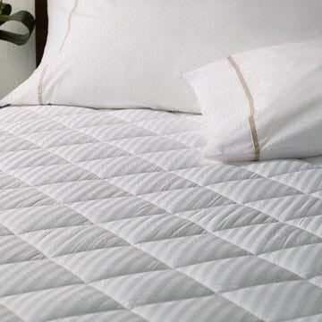 matelas_pad_with_100_non_woven_cloth_top_and_quilting_pattern